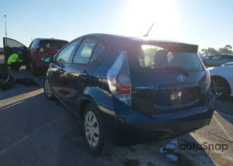2012 Toyota Prius C Two from USA, damaged, VIN JTDKDTB3XC1017635